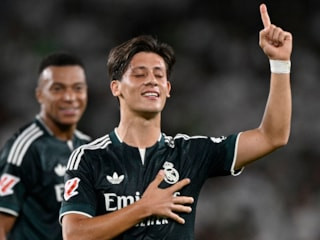Real Madrid, Elche'yi duraklamalarda mağlup etti