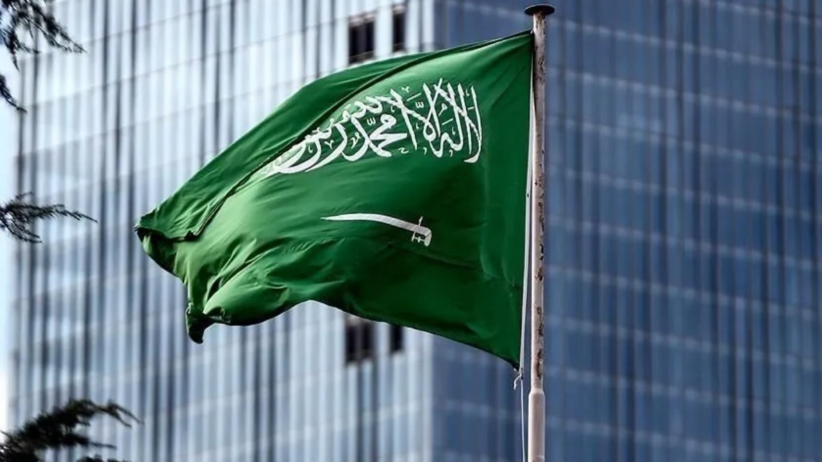 Suudi Arabistan: Mekke hava sahasına girmeye çalışan İHA imha edildi