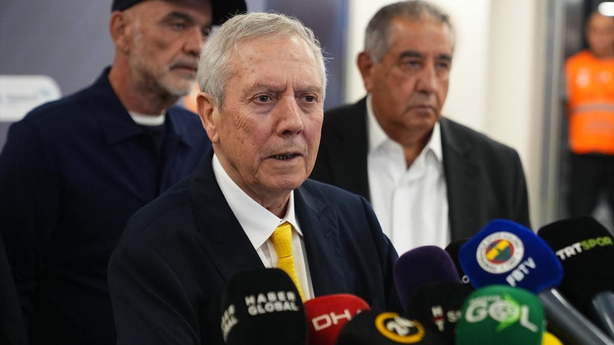 Aziz Yıldırım’dan Emre Bol’a tepki: Kızımı o kirli tartışmalarına alet etme