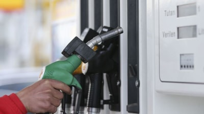 Motorinin litre fiyatı 100 lirayı geçti