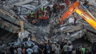İsrail Gazze'de saldırılarına devam ediyor