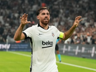 Beşiktaş'a bir şok da Orkun Kökçü'den!