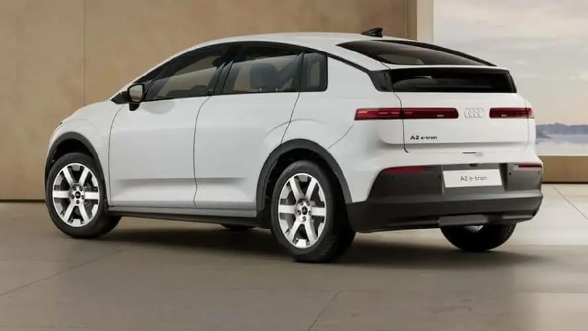 Audi'nin en ucuz elektrikli modeli yeni A2 E-Tron yollara çıktı