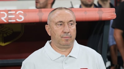 Göztepe, Stanimir Stoilov ile yola devam dedi!