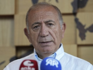 Gürsel Tekin'in görevine son verildi