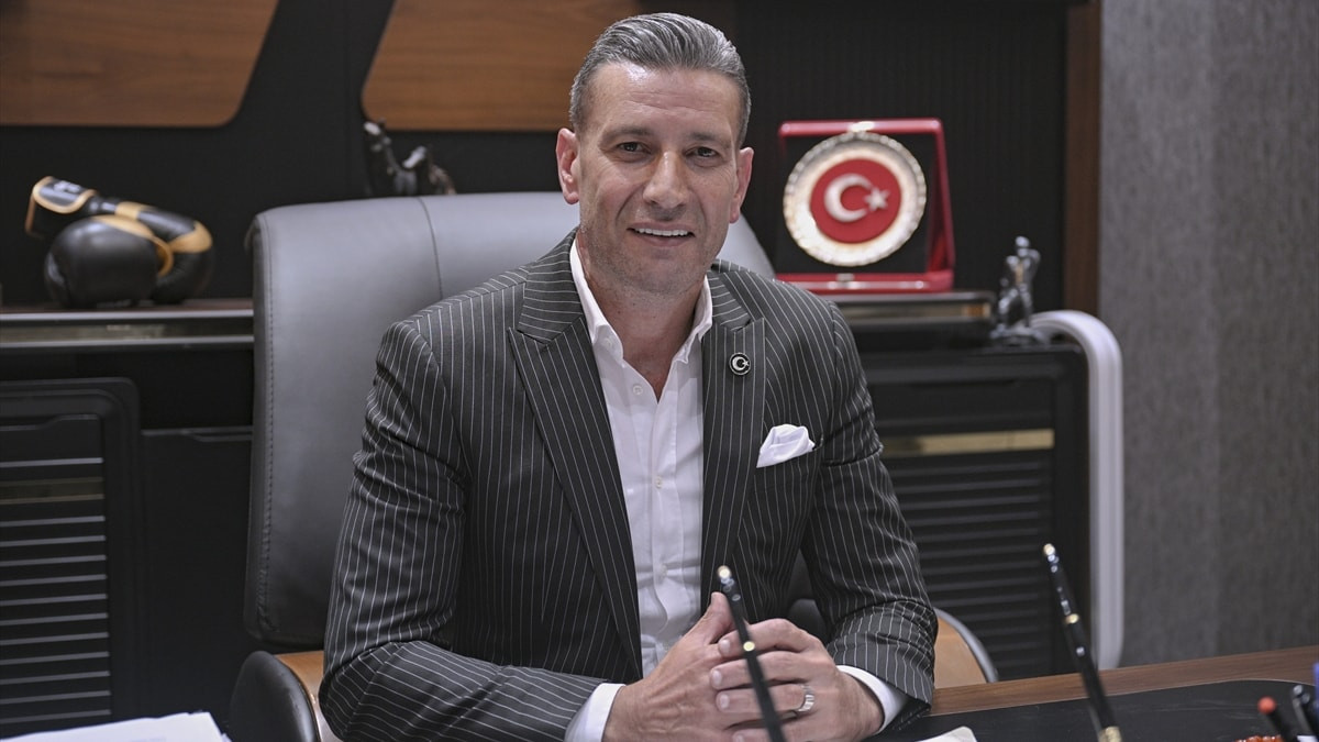 Suat Hekimoğlu'ndan milli boksörlere kolbastı sözü