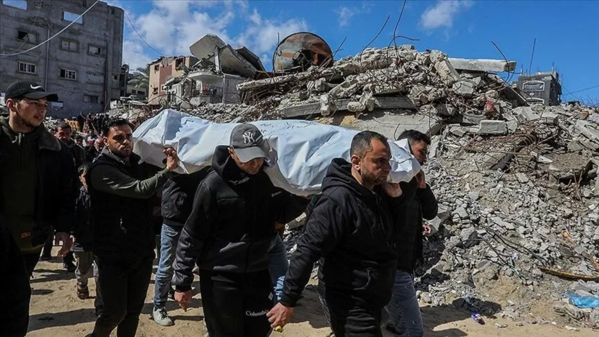 İsrail ordusu Gazze'de saldırılarına devam ediyor