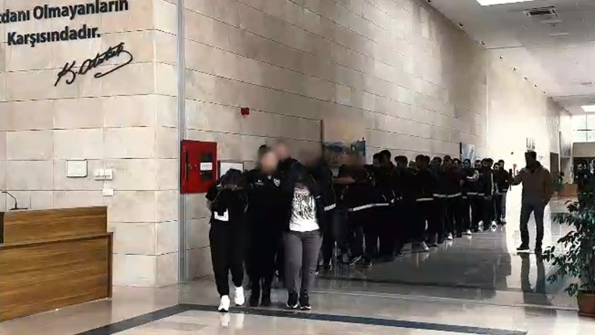Afyonkarahisar'da hastane çalışanlarına uyuşturucu operasyonu: 19 tutuklama