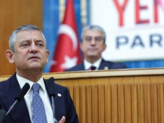 Özgür Özel: AYM, partinin isim değişikliği yönünde karar verirse küçük bir değişiklik yaparız