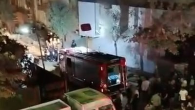 İstanbul'da kentsel dönüşüm için yıkılan bina çöktü: 2 yaralı