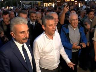 Özgür Özel Bursa programında vatandaşları peş peşe tersledi