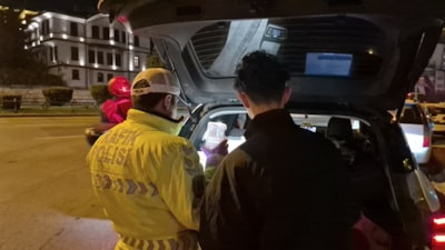 Eskişehir'de polisten kaçan motosikletliye 352 bin lira ceza