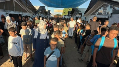 Gazze'de yaklaşık 400 bin Filistinli öğrenci ağır koşullar altında ders başı yaptı
