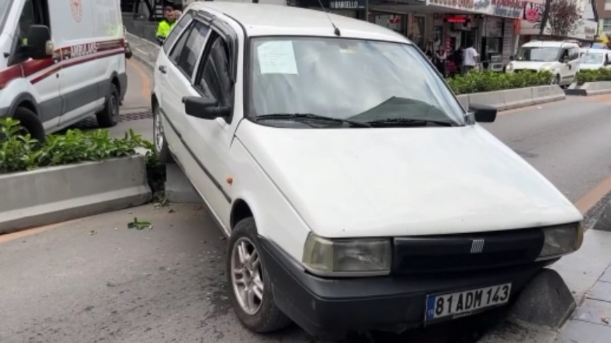 Karabük'te 81 yaşındaki sürücünün kullandığı otomobil yayaya çarptı: Kaza kamerada