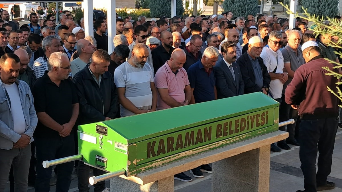 Karaman'da çöp kamyonundan düşen temizlik işçisi hayatını kaybetti