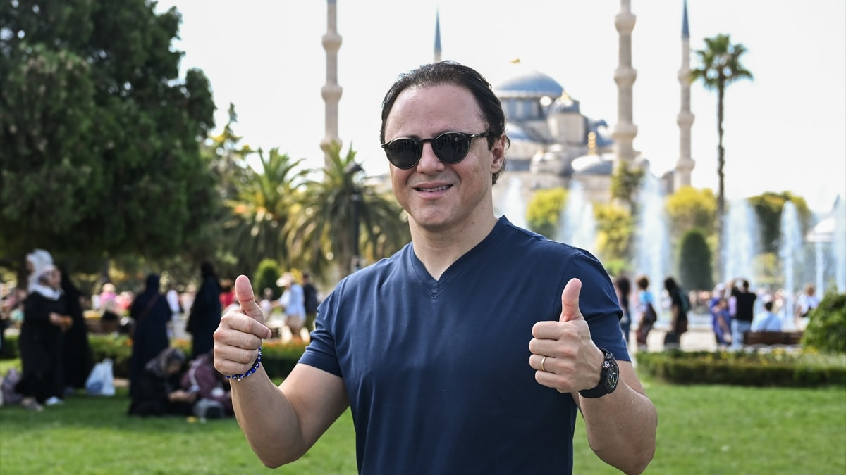 Felipe Massa, Formula 1 tutkunlarıyla İstanbul'da buluştu