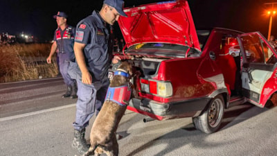 Uşak'ta polis ve jandarma ekiplerince "Huzur ve Güven Uygulaması" yapıldı