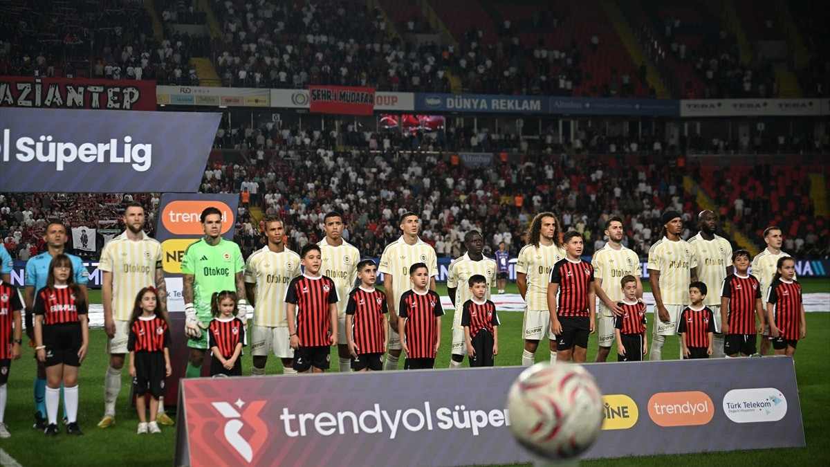 Fenerbahçe - Eyüpspor: Muhtemel 11'ler