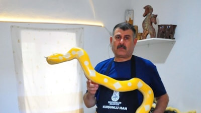 Manisa'da ahşap tutkusundan vazgeçmedi