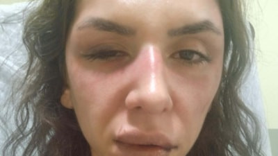 İstanbul'da eşinin boğazına bıçak dayadı