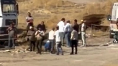 Ankara'da üzerine inşaat malzemesi devrilen işçi ağır yaralandı