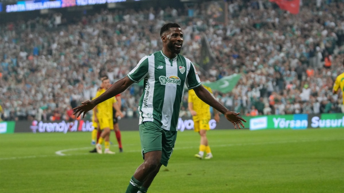 Bursaspor'da Kelechi Iheanacho rüzgarı; 8 maçta 11 gol