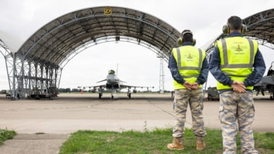 MSB duyurdu: Türk heyet, İngiltere’de Eurofighter Typhoon bakım tesislerini inceledi