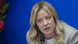 İtalya, okullarda burka ve peçe yasağına hazırlanıyor