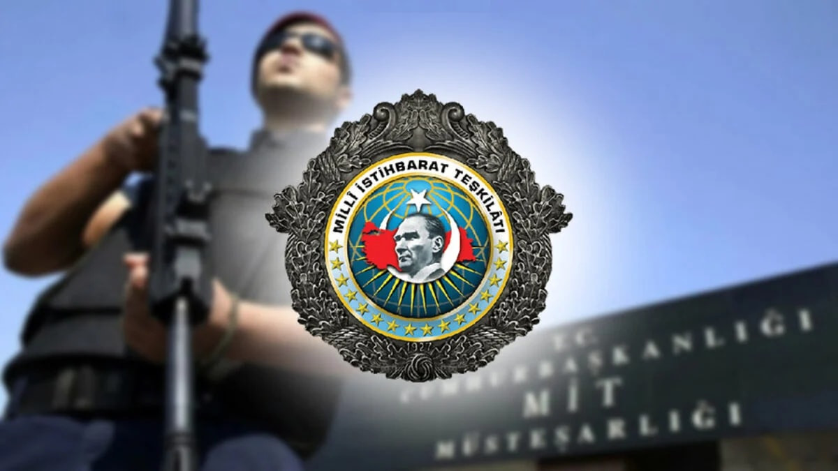 MİT ve Adana Emniyeti'nden ortak operasyon: 375 bin uyuşturucu hap ele geçirildi