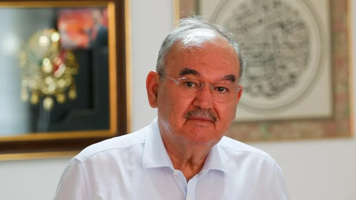 Burhan Özfatura hayatını kaybetti: 53 yıldır İzmir'de CHP'yi yenen tek başkan