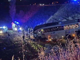 Amasya'da yolcu otobüsü şarampole uçtu: 24 yaralı