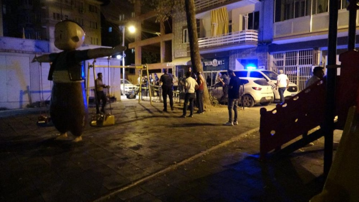 Malatya'da husumetlilerin tartışması kanlı bitti: 1 yaralı