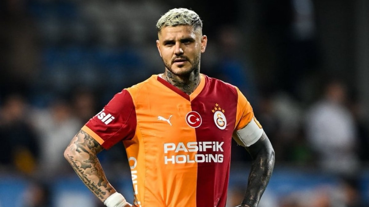 Mauro Icardi'ye 2099'a kadar trafik cezası!