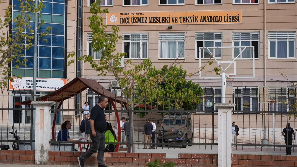 Manisa'daki okul saldırısında görgü tanıkları konuştu