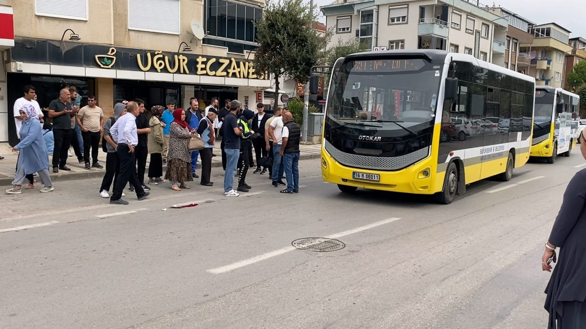 Bursa'da otobüs yaşlı kadına çarptı
