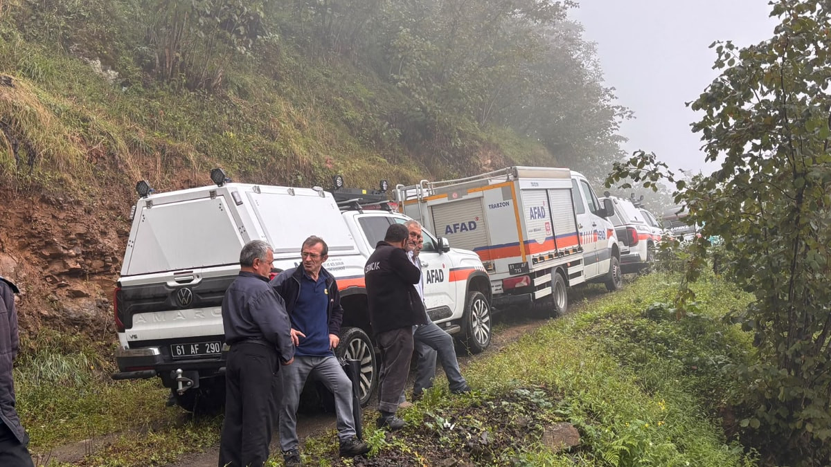 Trabzon'da heyelan meydana geldi