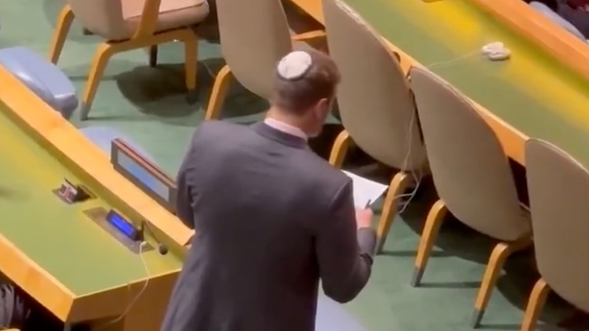 İsrail heyeti, Netanyahu konuşurken salonu terk eden ülkeleri not aldı
