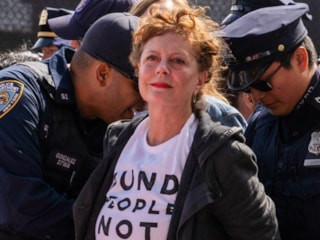 ABD'de Netanyahu protestosu: Hollywood yıldızı Susan Sarandon gözaltına alındı