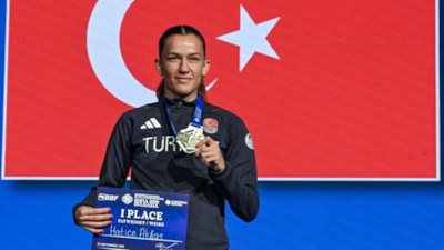 Hatice Akbaş, Busenaz Sürmeneli ve Emrah Yaşar Avrupa şampiyonu oldu