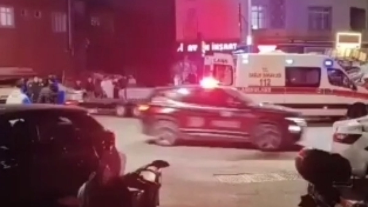 İstanbul Sultangazi’de eşiyle görüştüğünü öne sürdüğü şahsı vuran şüpheli yakalandı