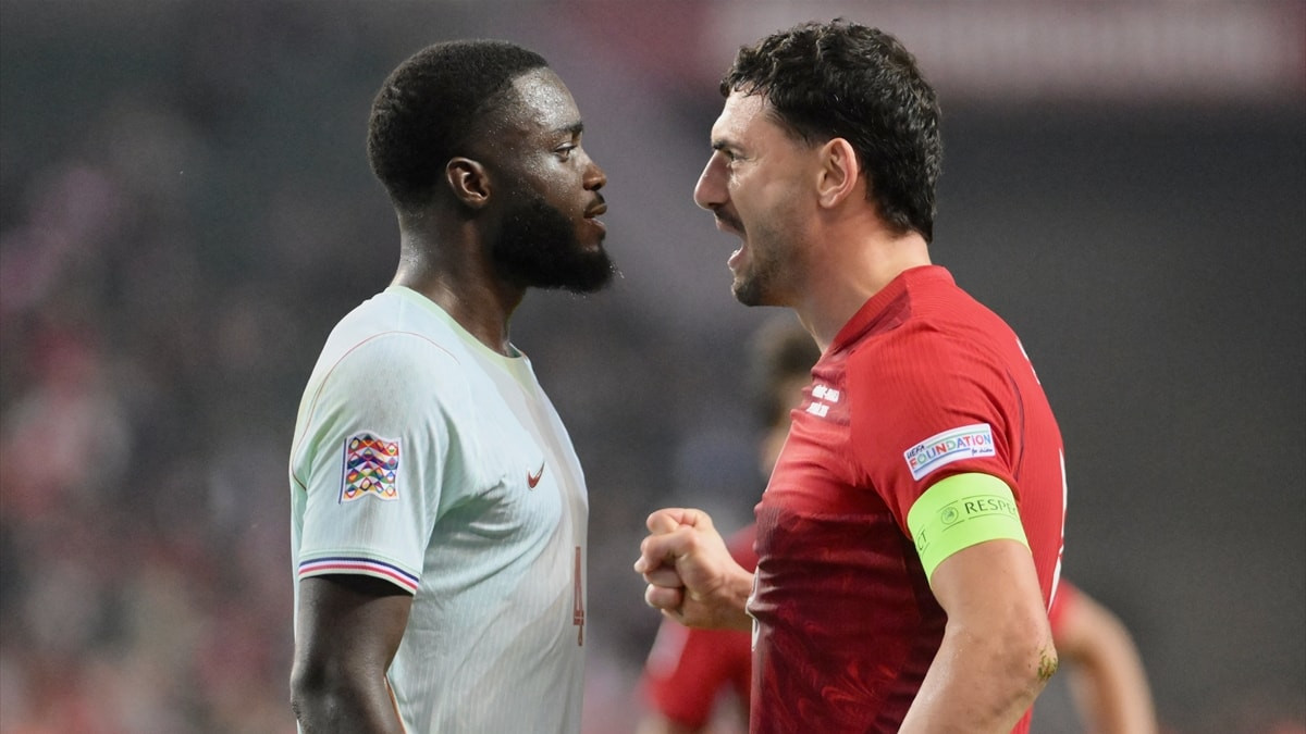 Maça damga vuran an! Merih Demiral ile Dayot Upamecano karşı karşıya