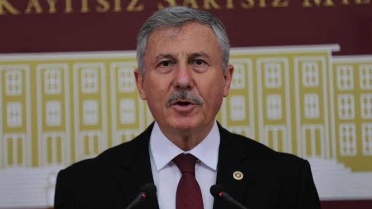Selçuk Özdağ'dan Ahmet Davutoğlu'na sert sözler: Erdoğan'ın teklifini açıkladı