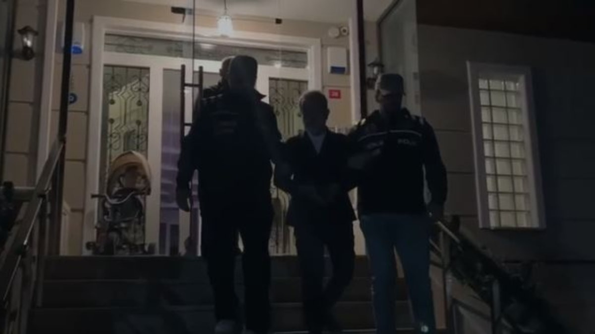 “Bir bakan cuma günü istifa edecek” paylaşımı yapan Ali Tarakcı tutuklandı