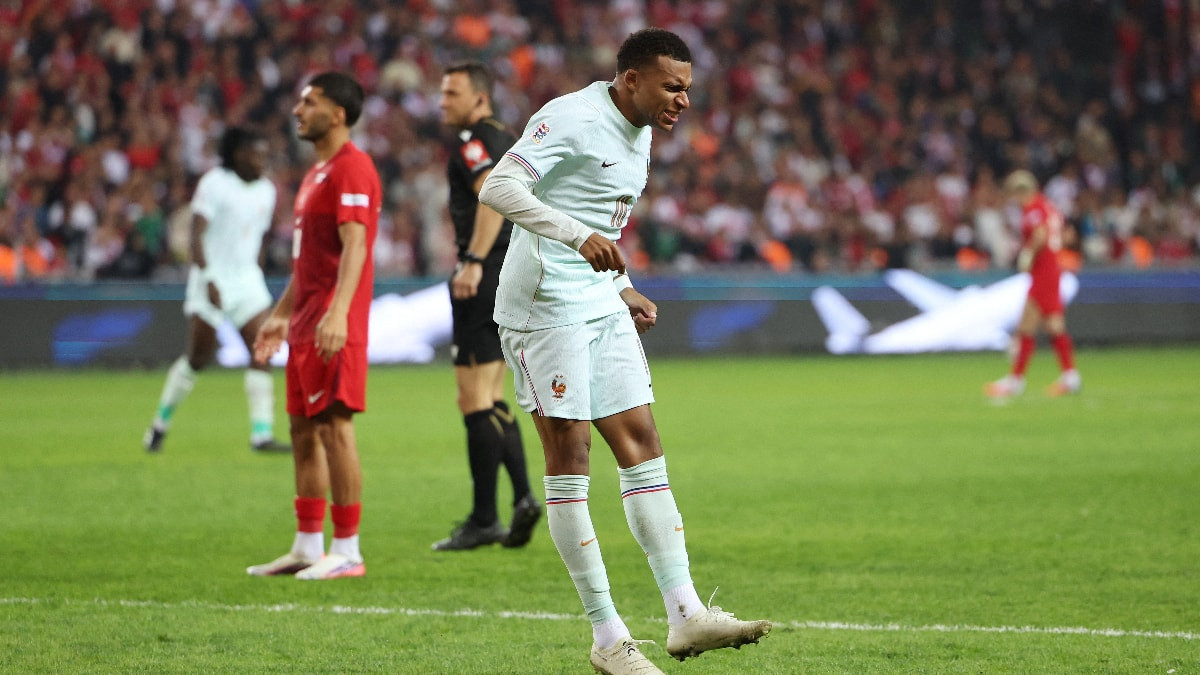 Milliler ile oynanan maçta sakatlanmıştı! Kylian Mbappe'nin son durumu belli oldu