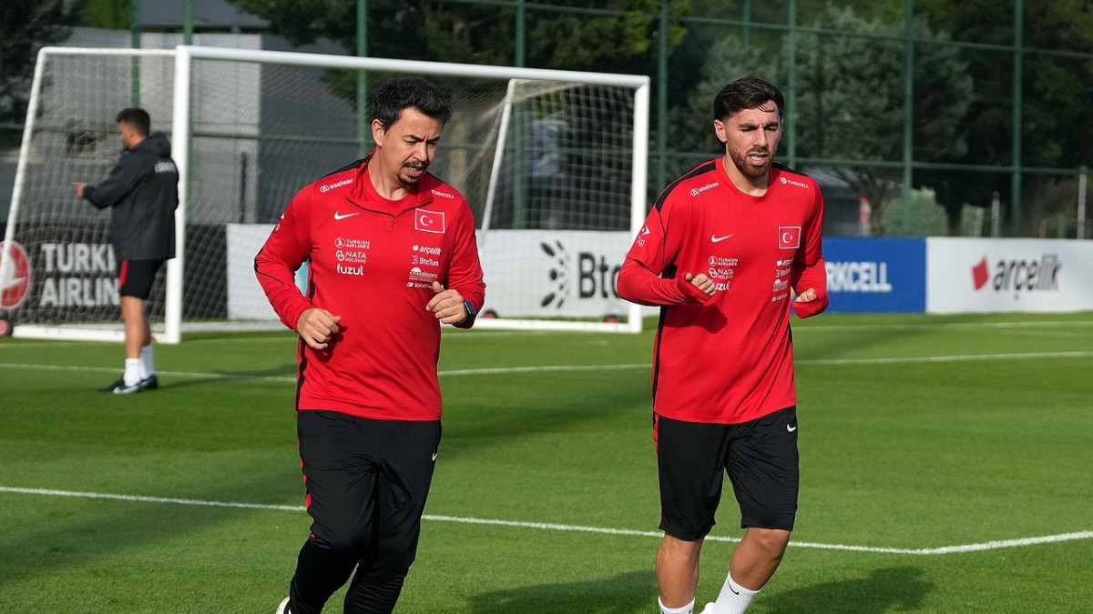 A Milli Futbol Takımı'nda Orkun Kökçü gelişmesi!