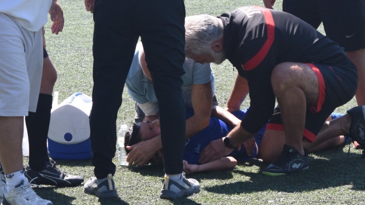Denizli'de sağlık görevlisinin müdahalesi, 13 yaşındaki futbolcunun hayatını kurtardı