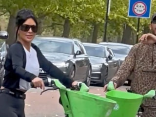 Kim Kardashian ve Lewis Hamilton'ın bisiklet keyfi