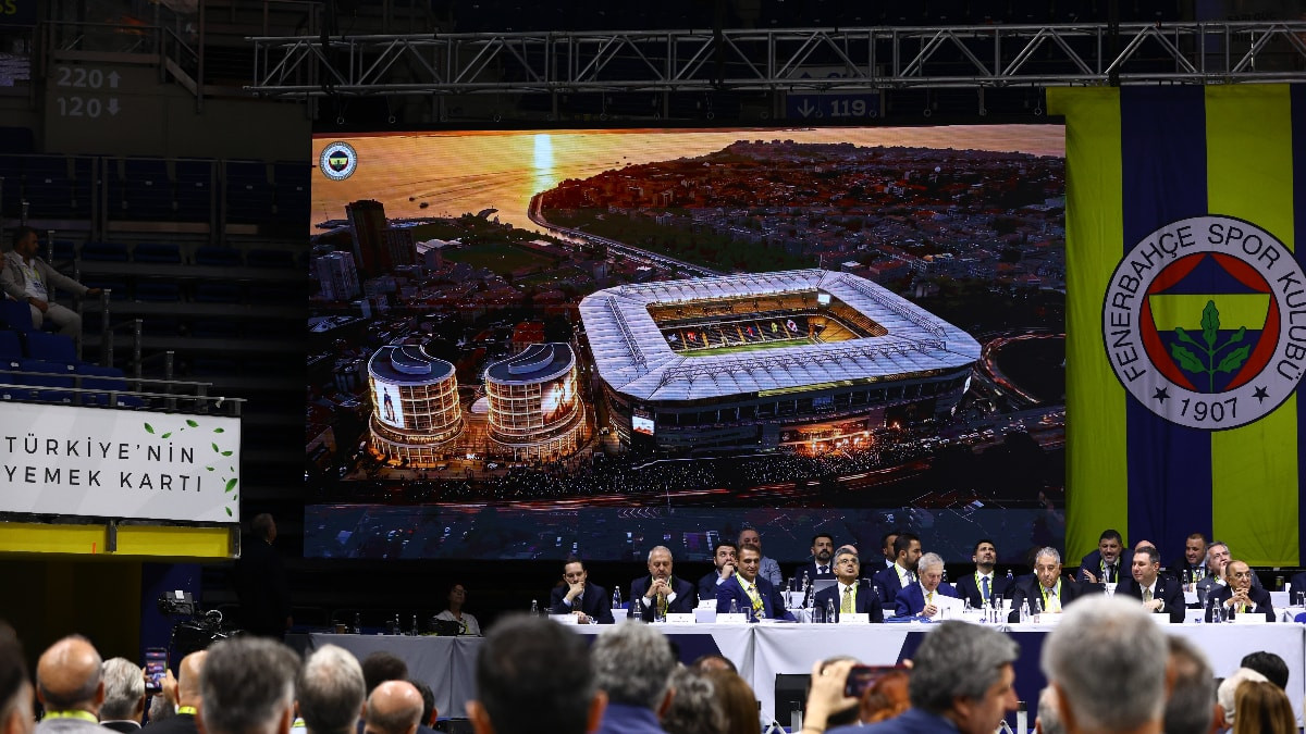 Fenerbahçe'de stadyum projesi tanıtıldı