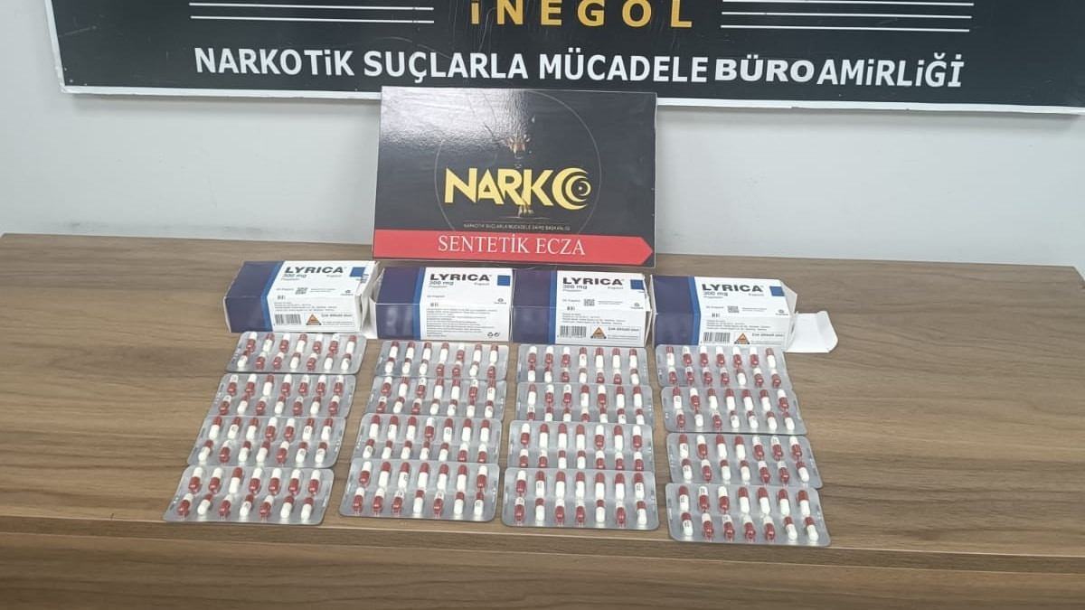 Bursa'da 224 sentetik ecza ele geçirildi