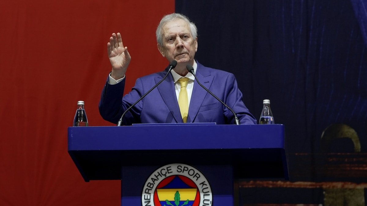 Aziz Yıldırım'ın ada ve üniversite sözlerine Galatasaray'dan gönderme